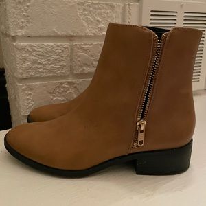 Matt and Nat Chelsea Boot